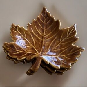 FENGXI MEIGUANG Pottery Art Brown Maple Leaves Set of Three 8" Plates No Chips